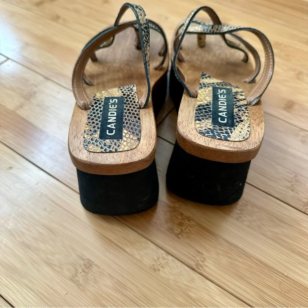 Candie's y2k Snake-Print Tan and Black Platform Wedge Sandals